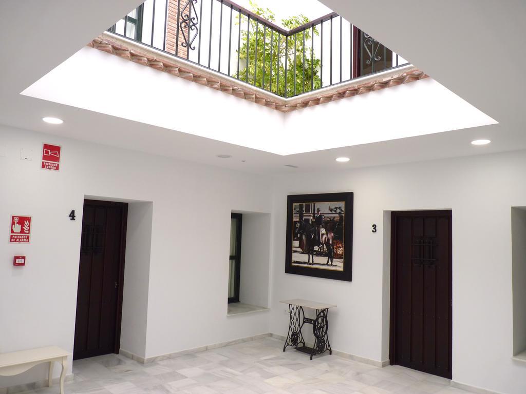 Hostal Boutique Casa La Laja Chiclana de la Frontera Exterior photo